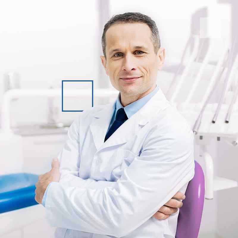 https://emergencydentistcarync.com/wp-content/uploads/2020/01/people-03.jpg